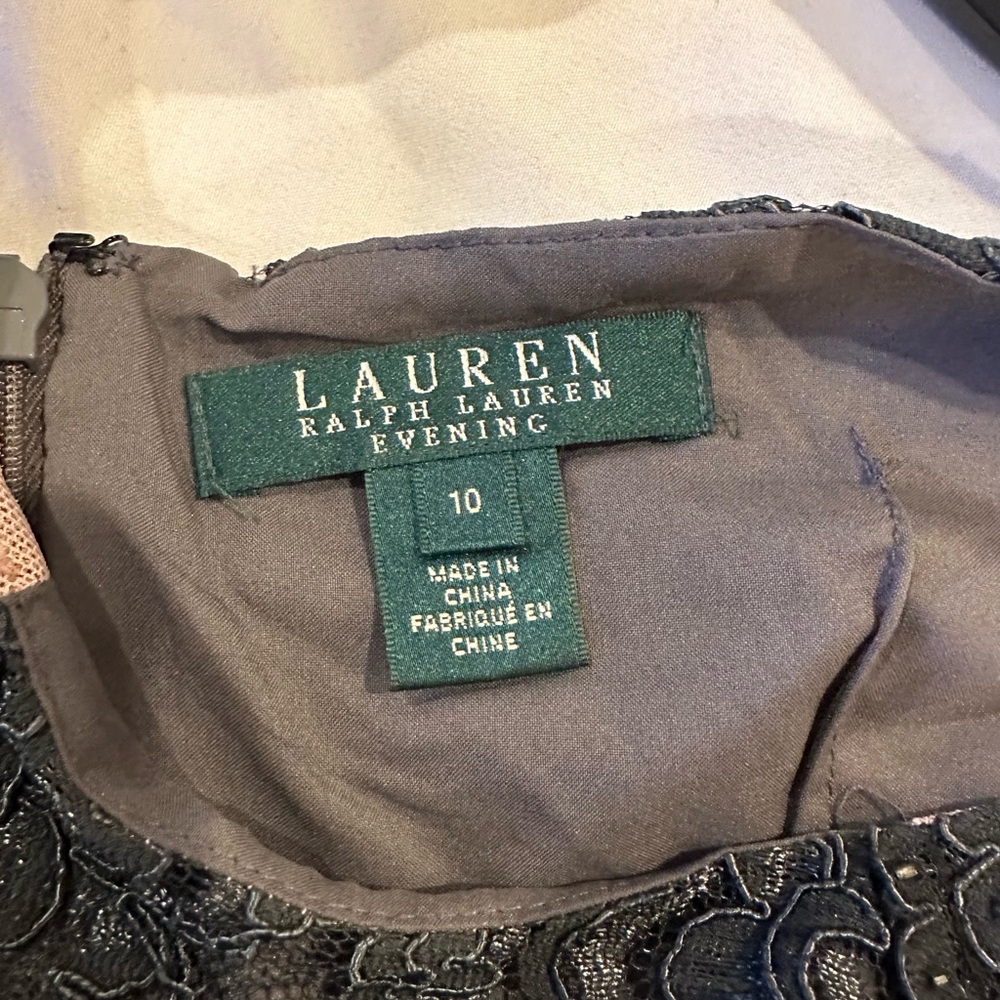 Ralph Lauren Elegant Gray Lace Dress - Picture 4 of 4